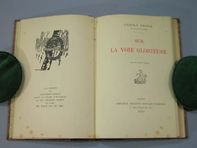 Item #2505 Sur la Voie glorieuse. Nineteenth edition. Anatole France